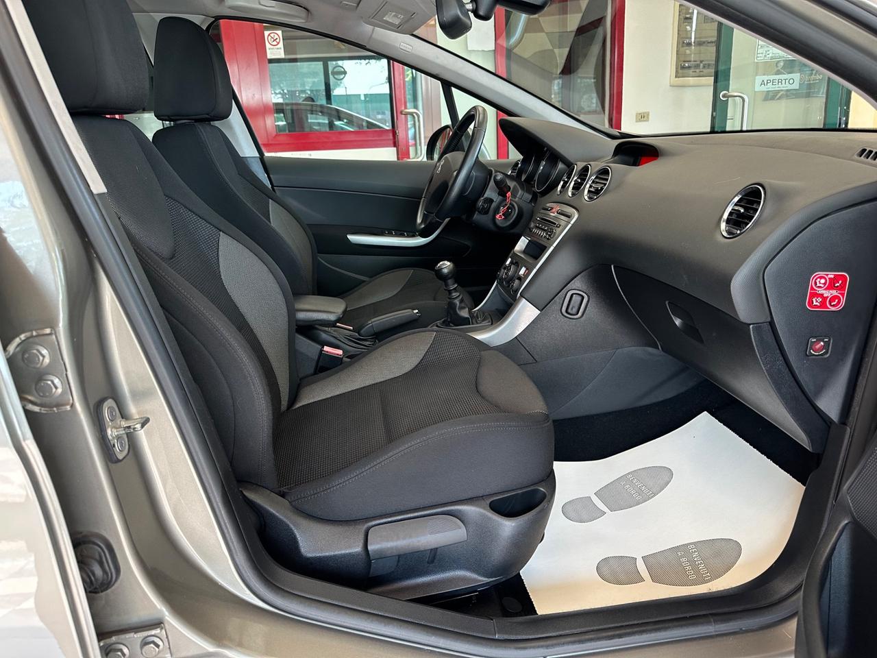 Peugeot 308 1.6 8V e-HDi 112CV Stop&Start 5p. Business