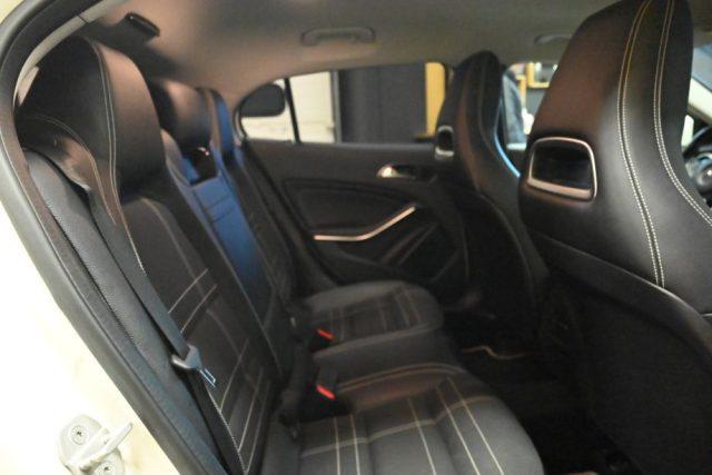 MERCEDES-BENZ GLA 200 CDI AUTO F1 SPORT 136CV NAVI CAM XENO PDC 18"FULL!