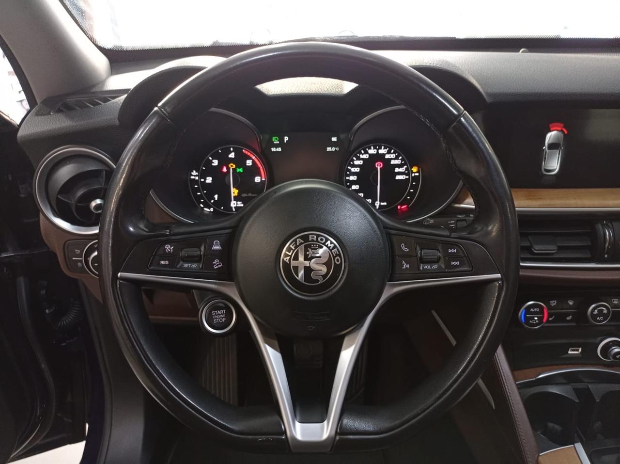 Alfa Romeo Stelvio 2.2 Turbodiesel 210 CV AT8 Q4 Executive 2018