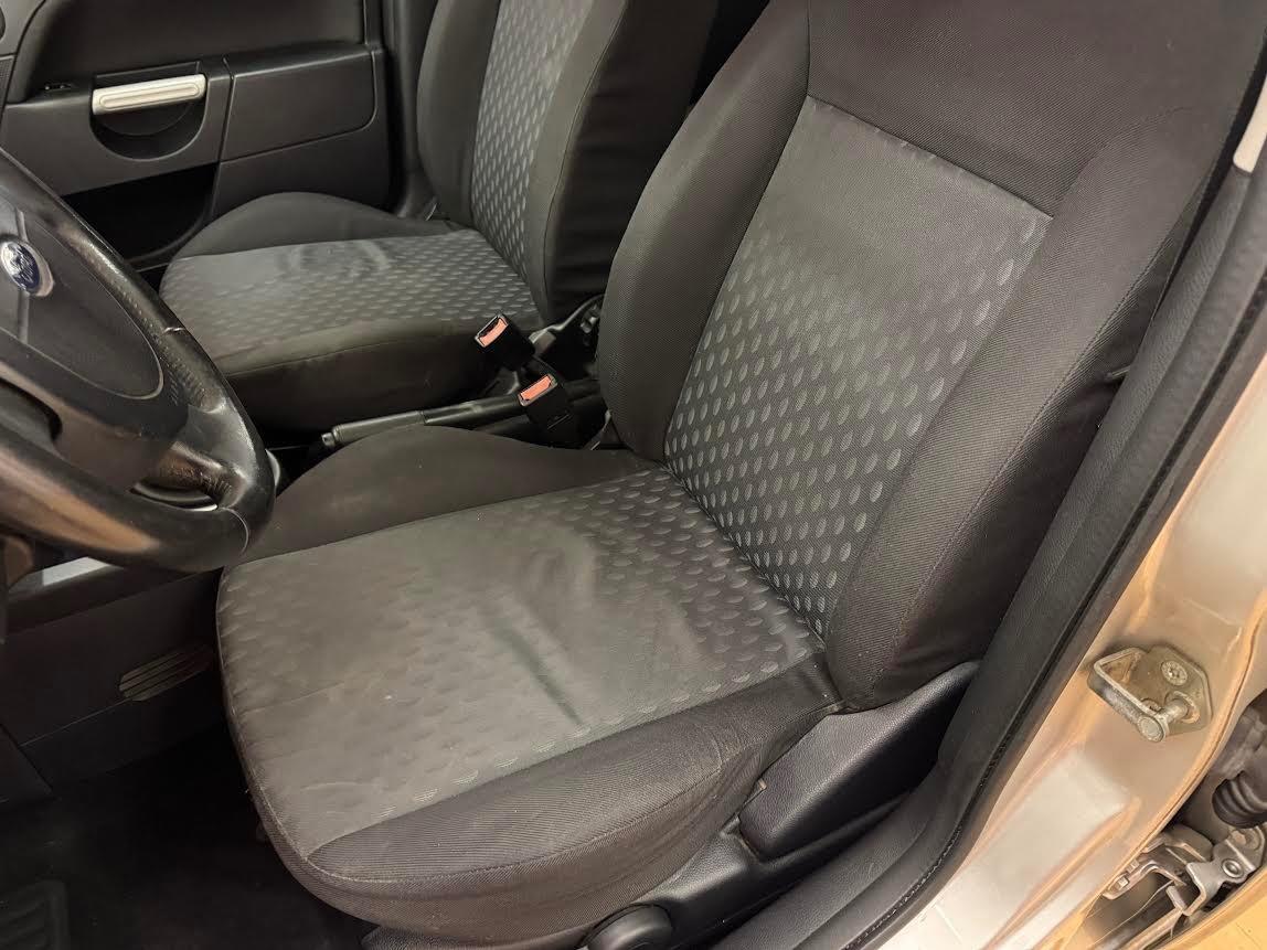 Ford Fiesta 1.6 TDCi 5p. Ghia