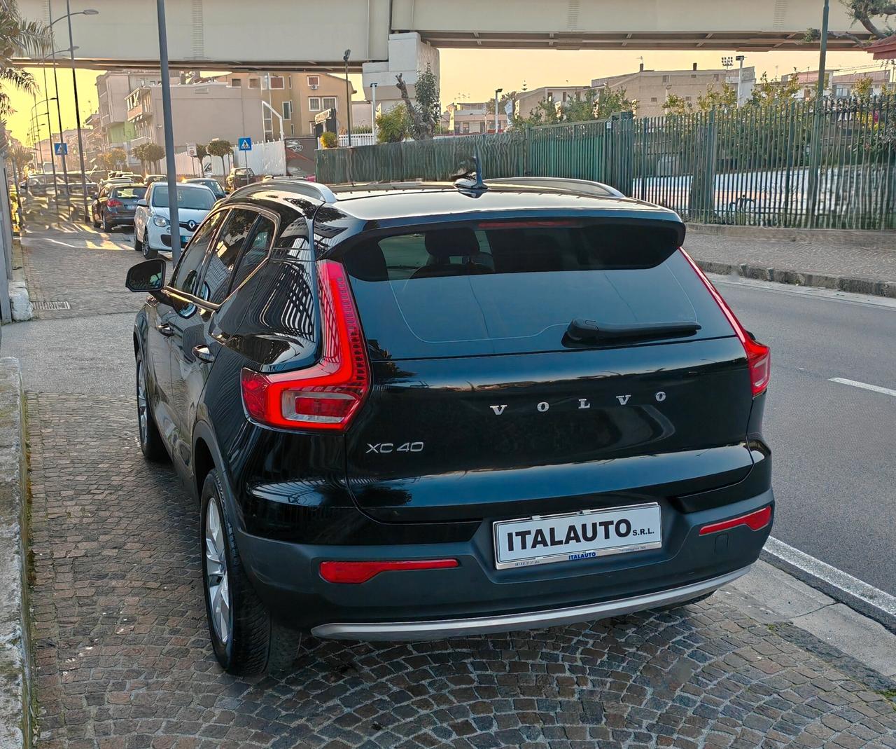 Volvo XC40 T3 Momentum Pro