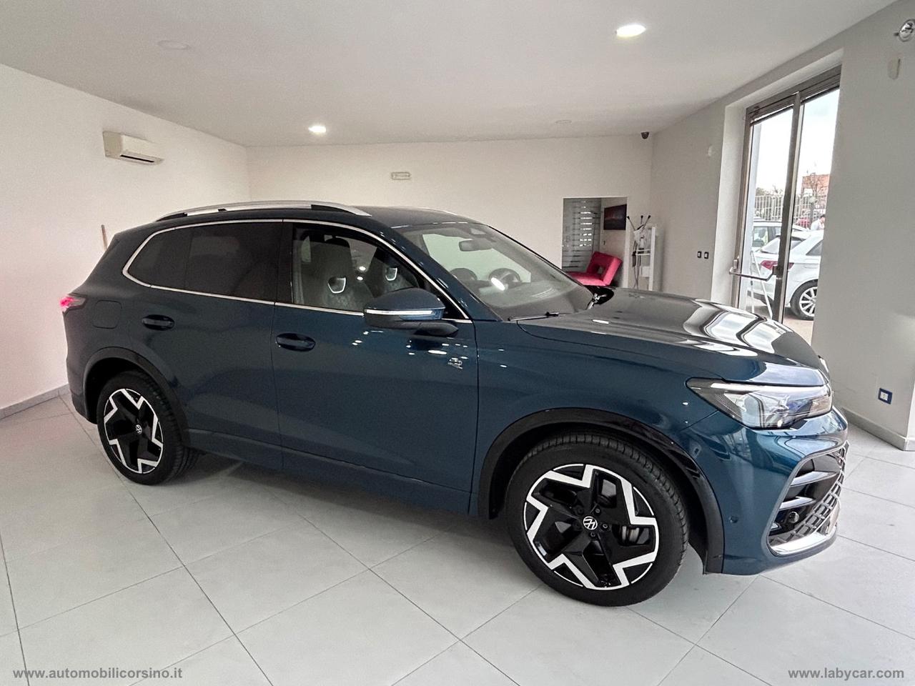 VOLKSWAGEN Tiguan 2.0 TDI 150 CV DSG R-Line