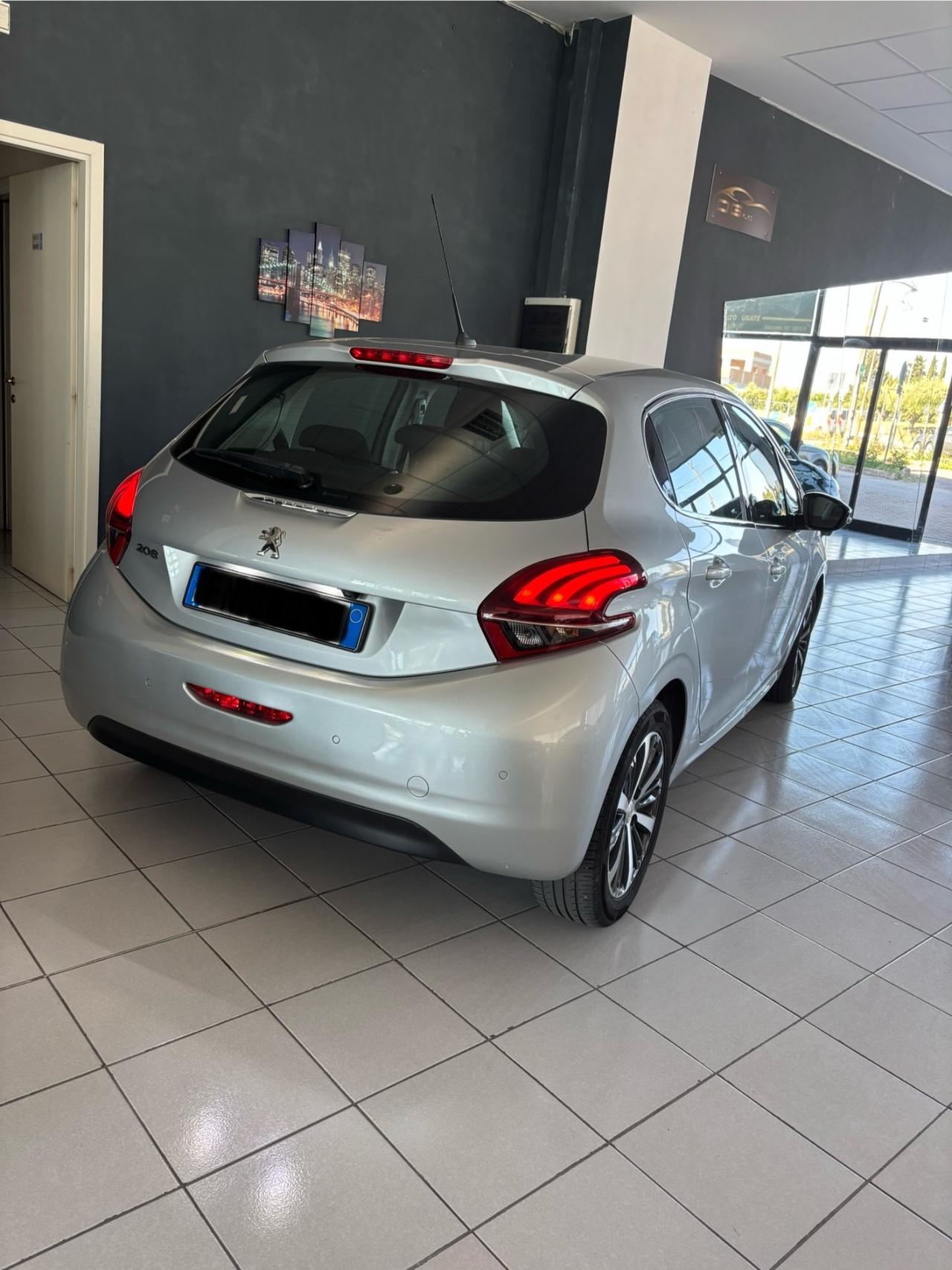 Peugeot 208 BlueHDi 75 5 porte Allure