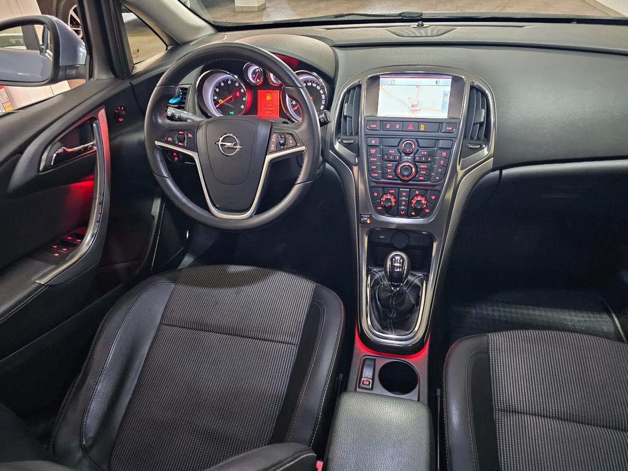 Opel Astra 1.4 Turbo 140CV Sports Tourer GPL Tech Cosmo