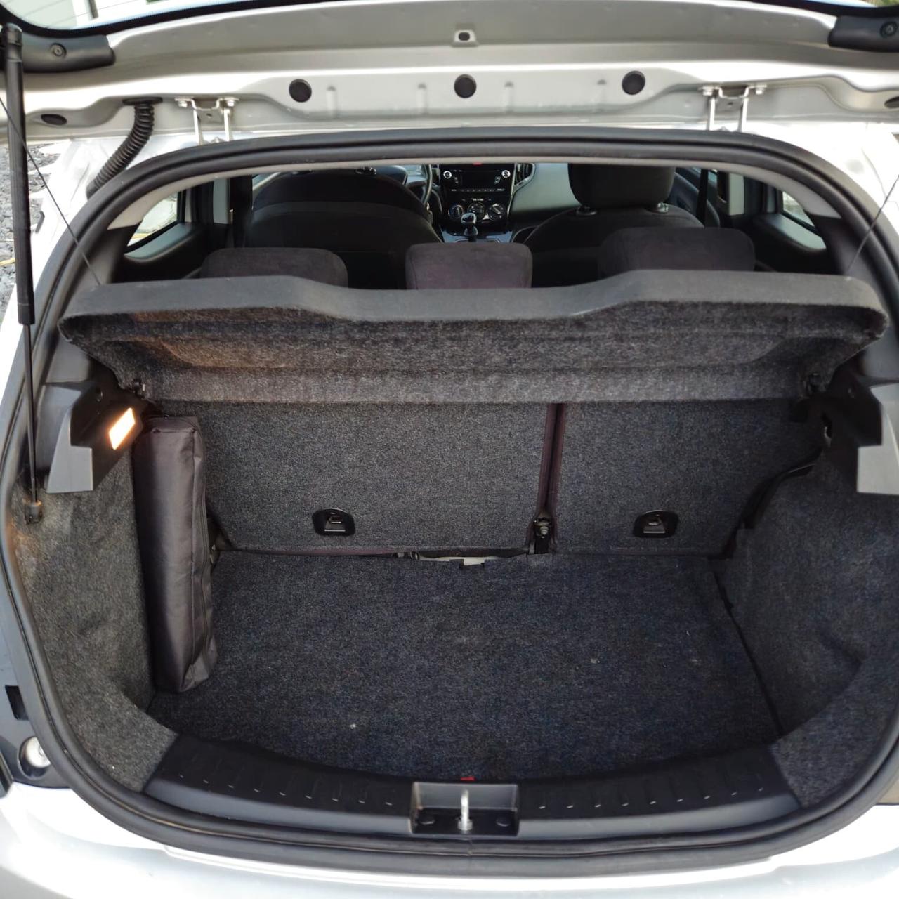 Lancia Ypsilon 1.2 69 CV 5 porte S&S Platinum