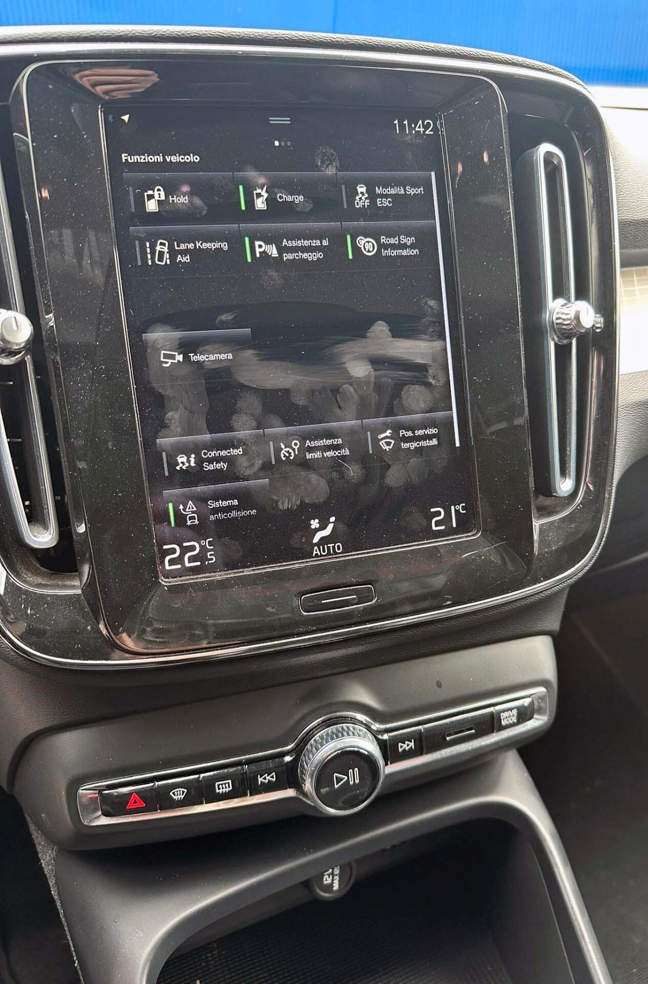 Volvo XC40 T5 Plug-in Hybrid Inscription Expression Tetto Apribile Interni in Pelle Unicopro. Fatturaabile