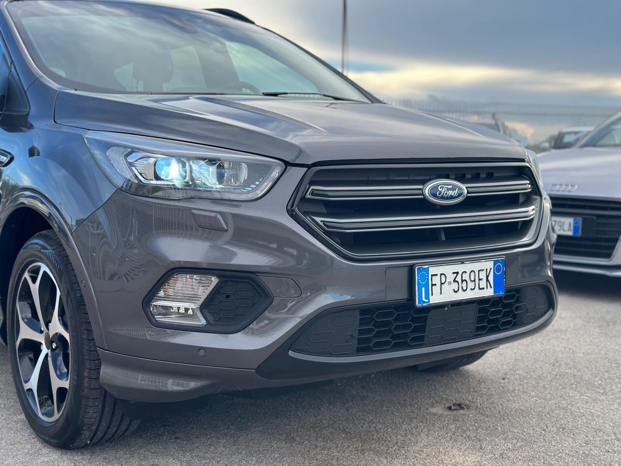Ford Kuga 2018 2.0 TDCI 150 CV AUT. 4WD ST-Line