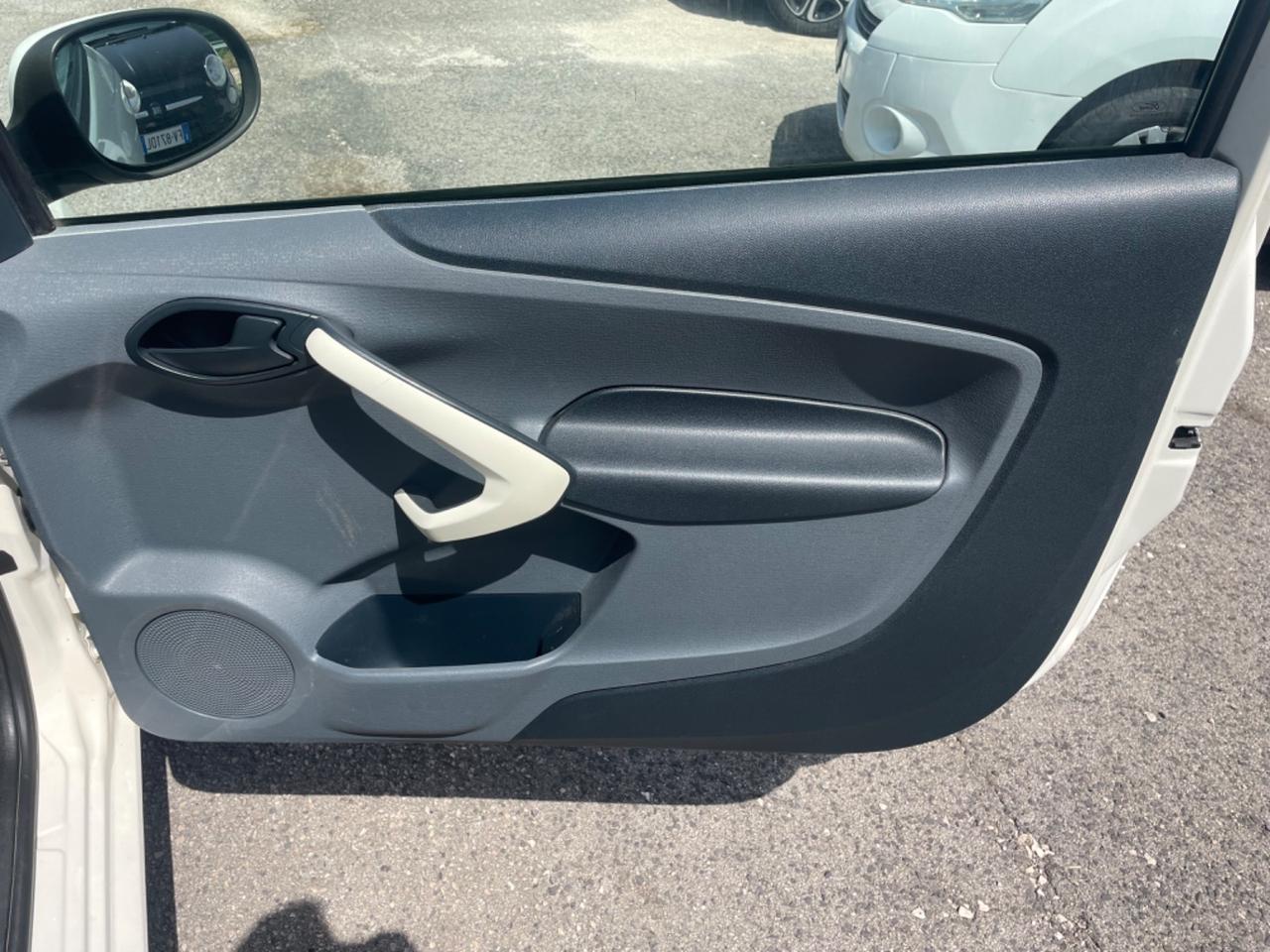 Ford Ka Ka+ 1.3 TDCi 75CV Titanium cDPF