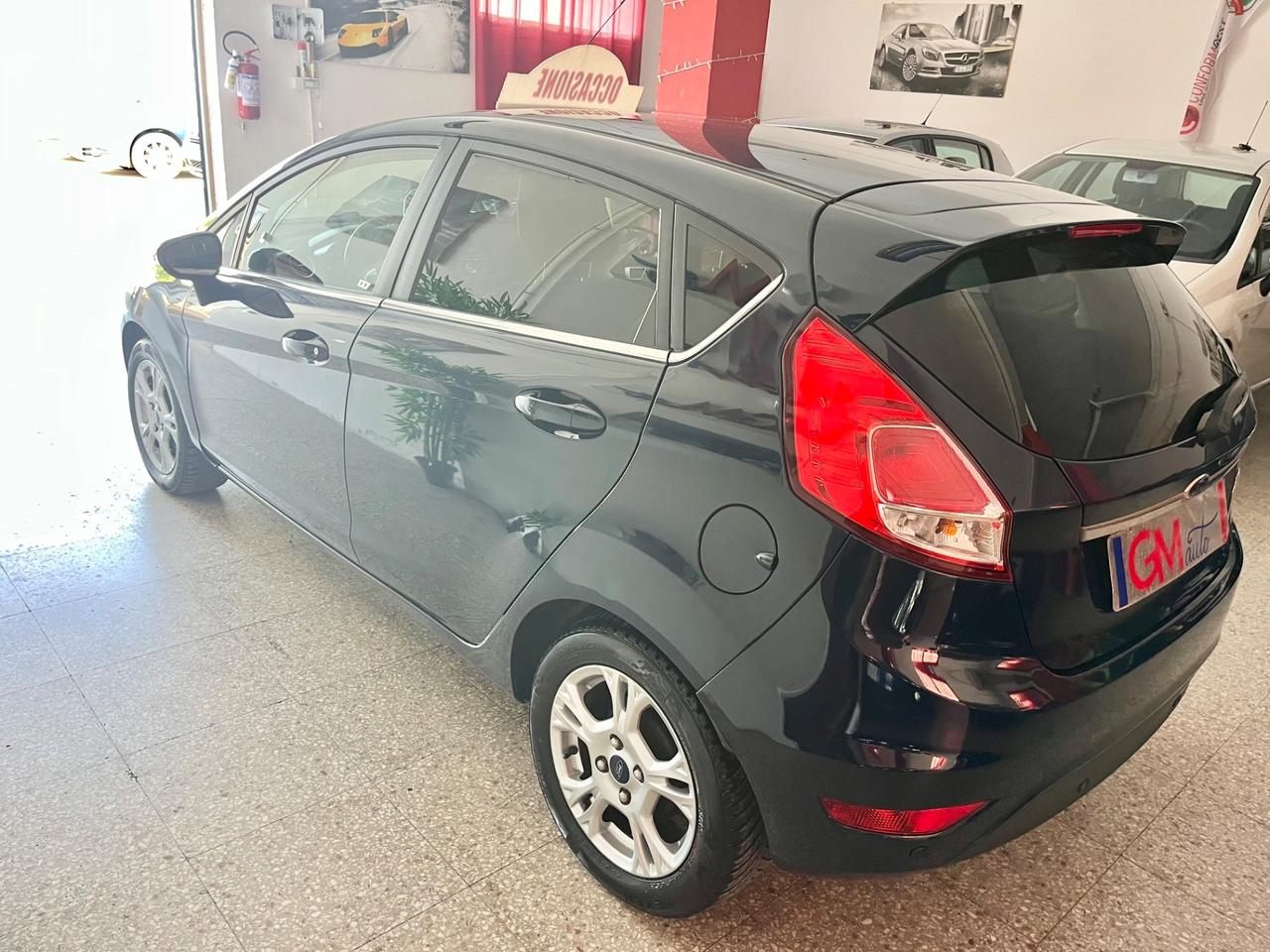 Ford Fiesta 1.5 TDCi 75CV 5 porte Titanium