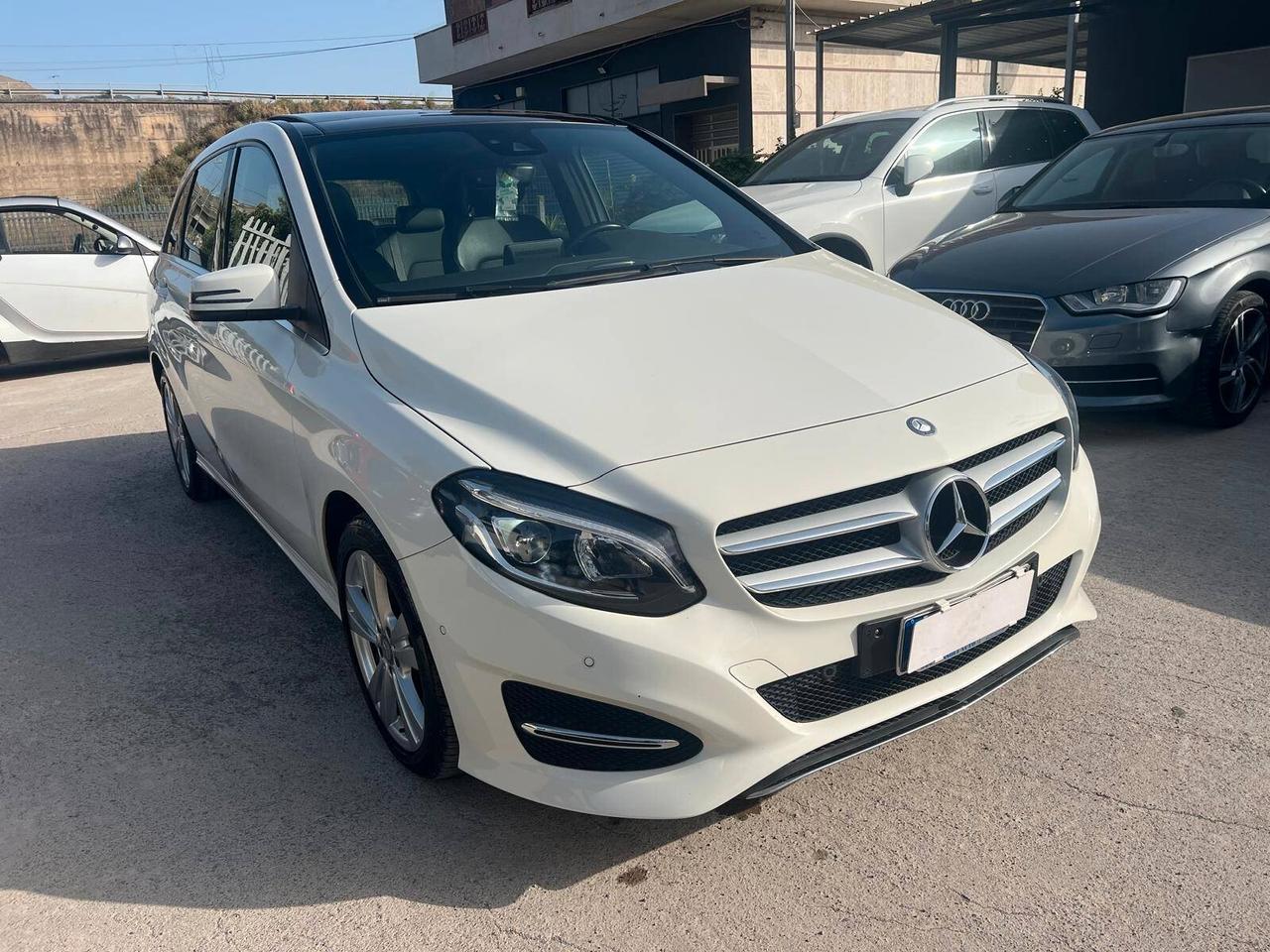 Mercedes-Benz classe B200 136cv Premium 2015