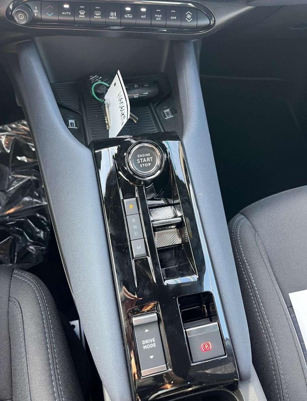 Alfa Romeo Junior 1.2 136 CV Hybrid eDCT6 Speciale AUTO A NOLEGGIO