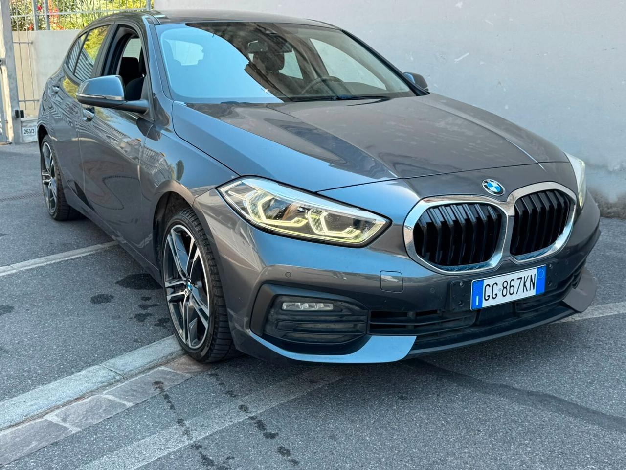 Bmw 118 118d 5p. Msport Exterior