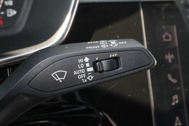 AUDI Q3 35 TFSI S tronic Business Advanced
