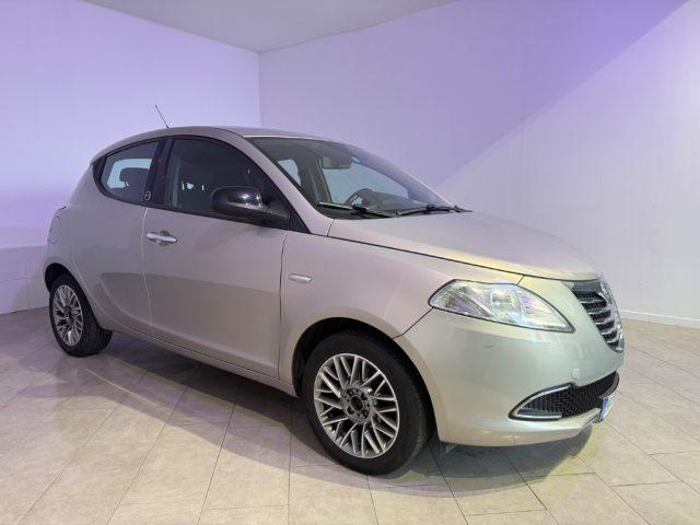 LANCIA Ypsilon 1.2 69 CV 5 porte GPL Ecochic Gold