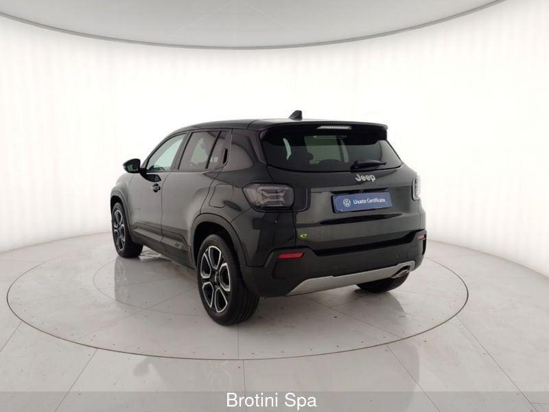 Jeep Avenger e-Hybrid 1.2 MHEV e-Hybrid Turbo Summit