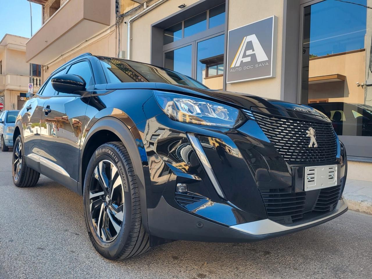 Peugeot 2008 PureTech 100Cv KM 45600+Allure+Cockpit+Retrocamera...