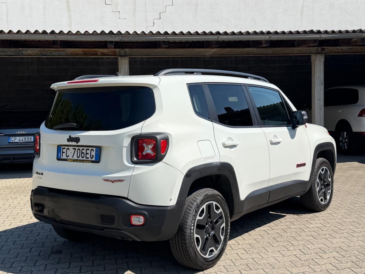 Jeep Renegade 2.0 Mjt 170CV 4WD Active Drive Low Trailhawk