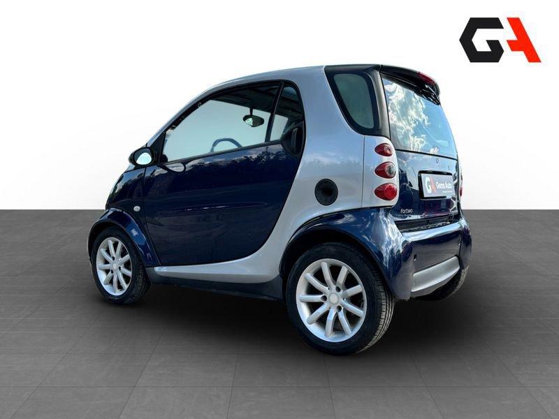 smart fortwo fortwo 700 coupé passion (45 kW)