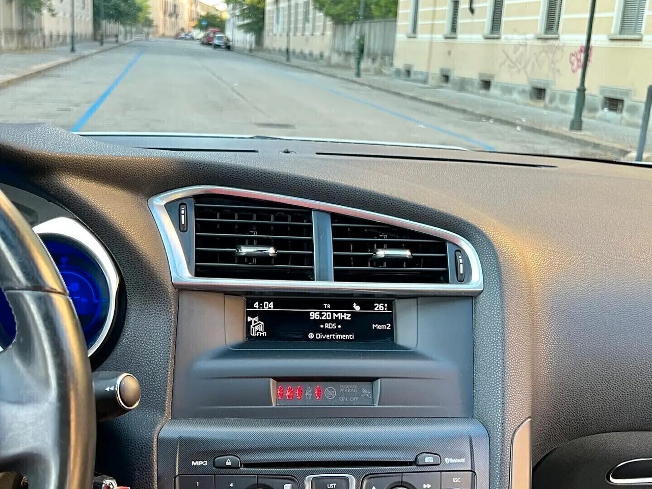 DS Automobiles DS 4 1.6 VTi Benz 120cv So Chic