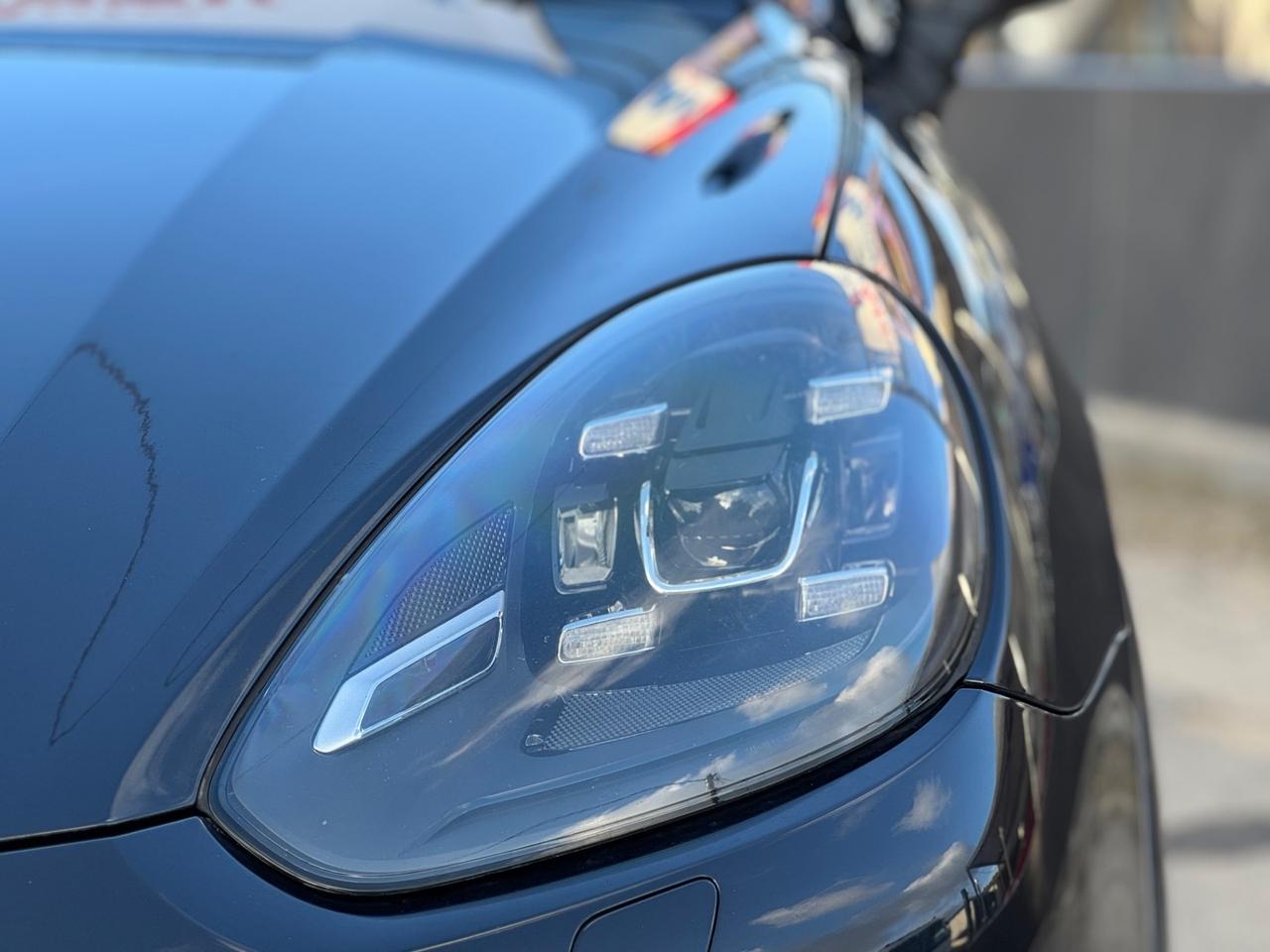 PORSCHE CAYENNE 3.0 D V6 250 CV PLATINUM FULL IVA ESPOSTA