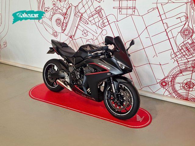 HONDA CBR 650 CBR 650 R E-CLUTCH 2025