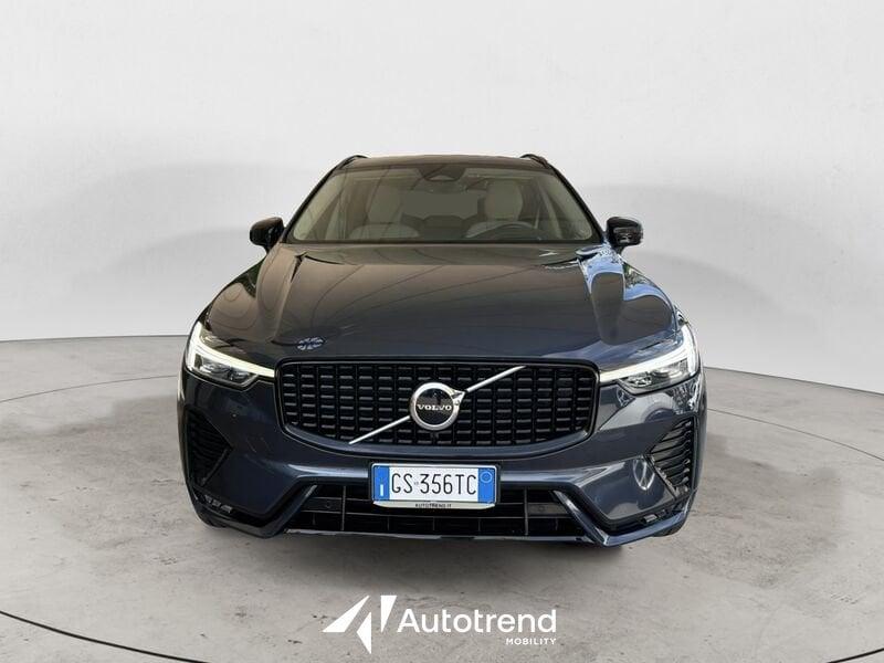 Volvo XC60 B4 197+14 CV AWD Mild Hybrid Diesel Automatico Ultimate Dark