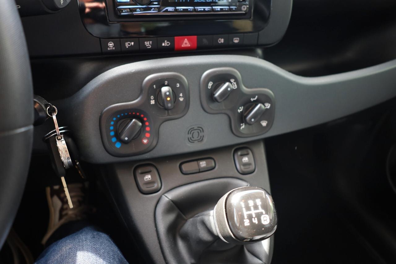 FIAT PANDA 1.2 EASY neopatentati