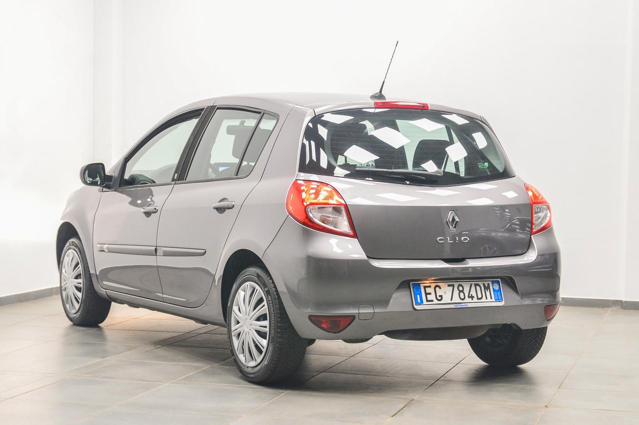 Renault Clio 1.2 16V 5 porte Dynamique