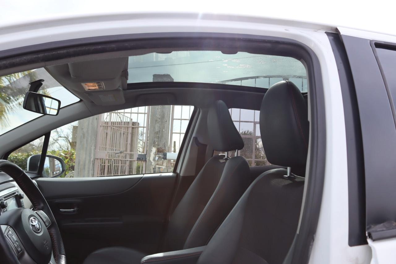 Toyota Yaris 1.4 D-4D 5 porte PANORAMA C.AUTOMATICO