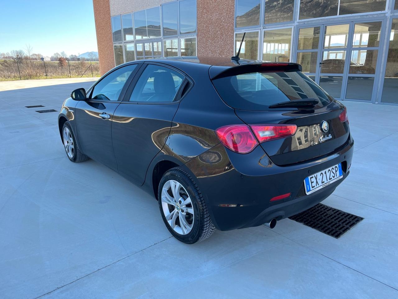 Alfa Romeo Giulietta 1.6 JTDm-2 105 CV Exclusive