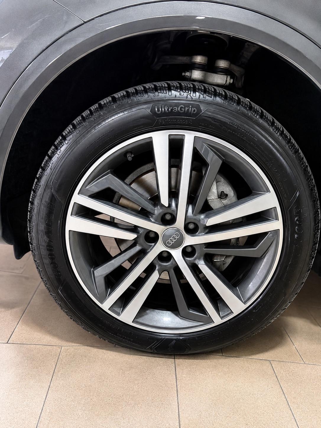 Audi Q5 40 TDI quattro S tronic line plus