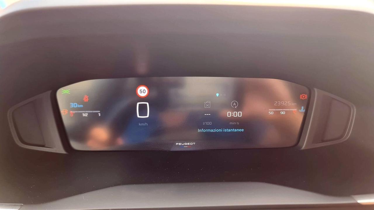 Peugeot 2008 PureTech 100 S&S Allure