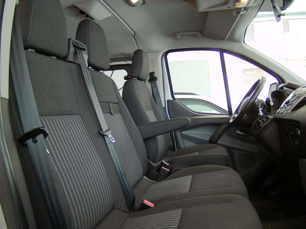 Ford Tourneo Custom 310 2.0 TDCi 130CV 9 POSTI