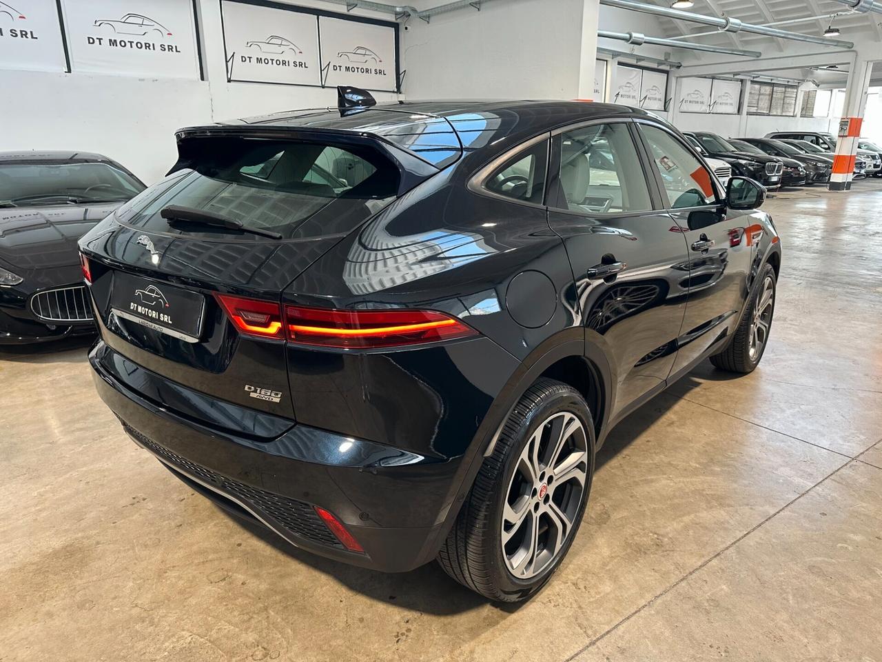 Jaguar E-Pace 2.0D 180 CV AWD aut. R-Dynamic HSE