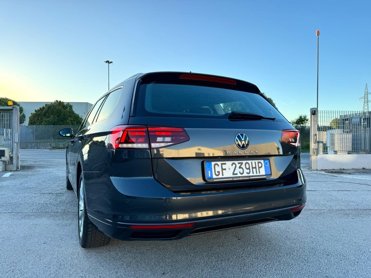 VOLKSWAGEN PASSAT 2.0 Tdi 150CV - Led Carplay 17