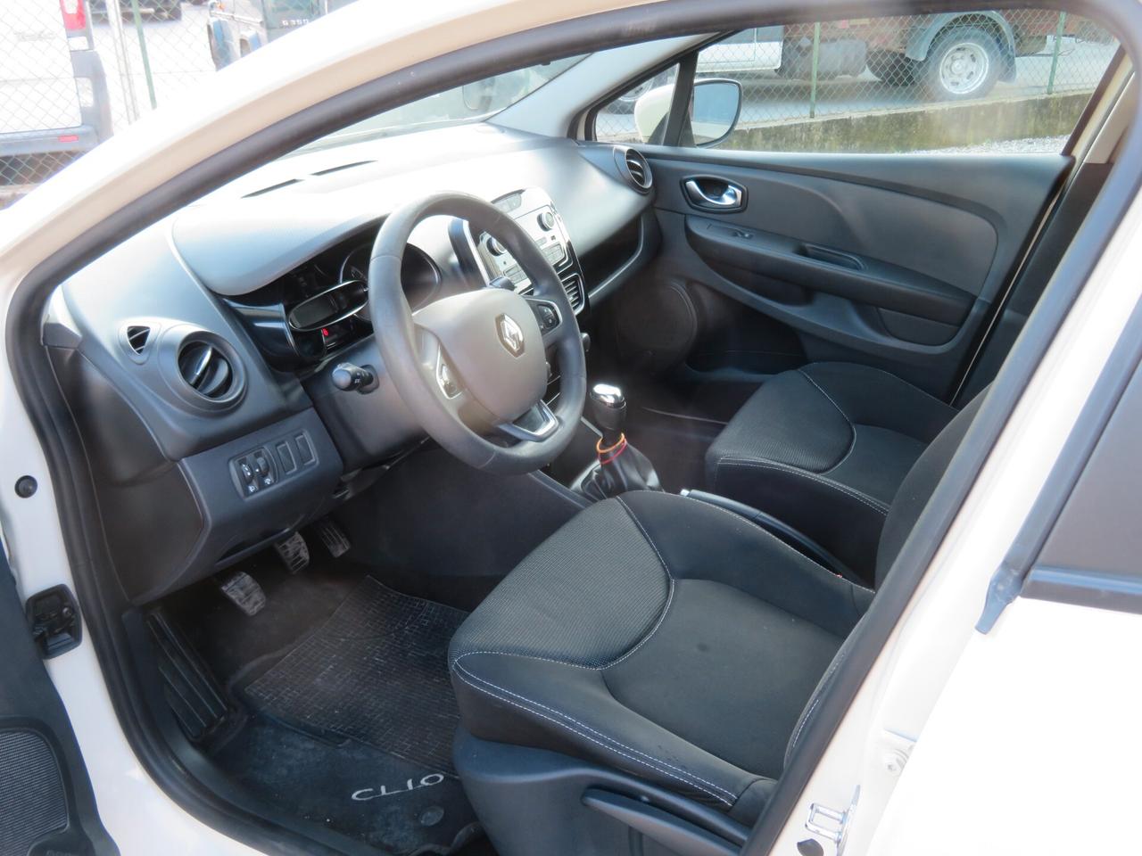 Renault Clio 1.2 75CV 5 porte Zen