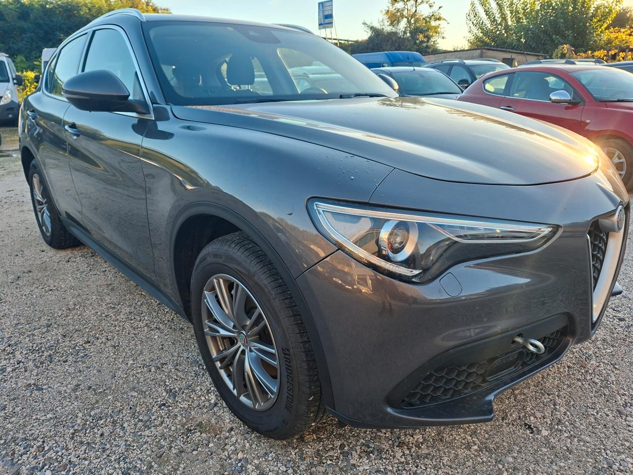 Alfa Romeo Stelvio *** MOTORE FUSO ***
