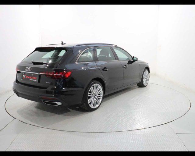 AUDI A4 Avant 40 TDI quattro S tronic Business