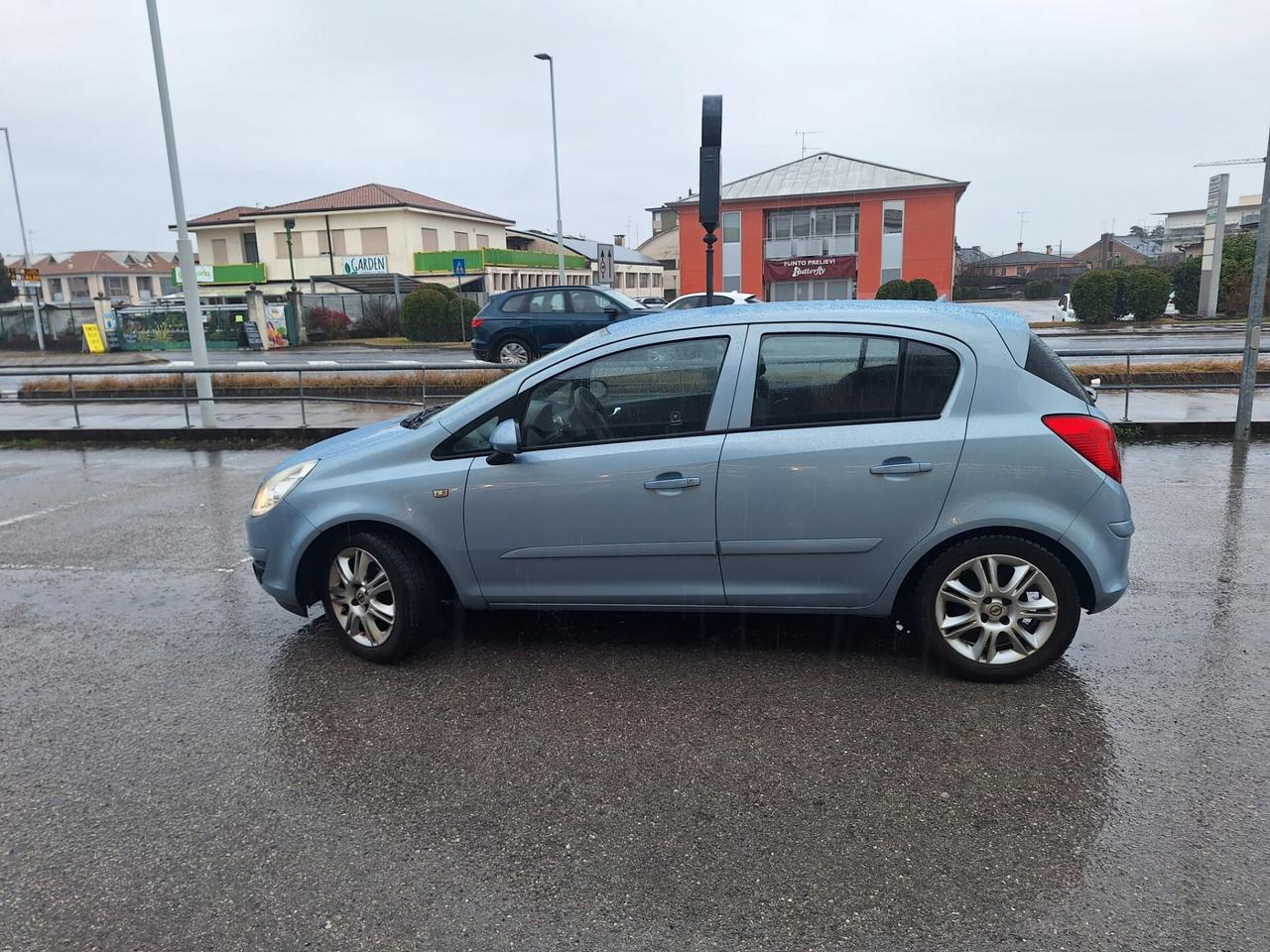Opel Corsa 1.2 5 porte Easytronic Cosmo
