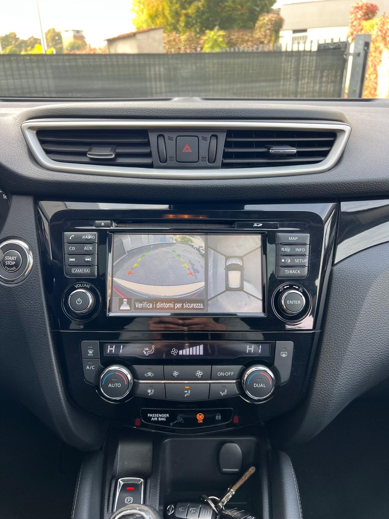 Nissan Qashqai 1.5 dCi Tekna TETTO CAMERA 360 navi