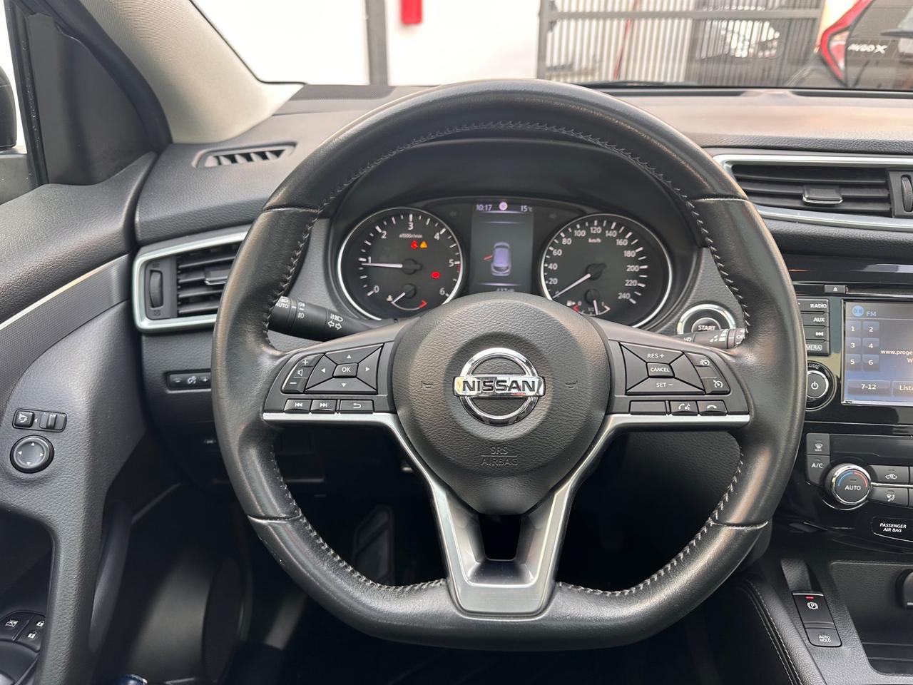 Nissan Qashqai 1.5 dCi n-connecta