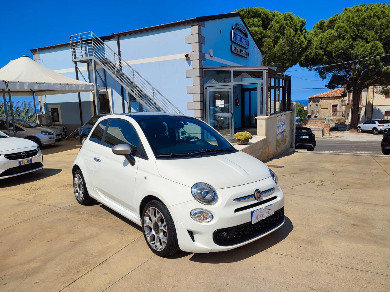 Fiat 500 1.0 Hybrid Rockstar