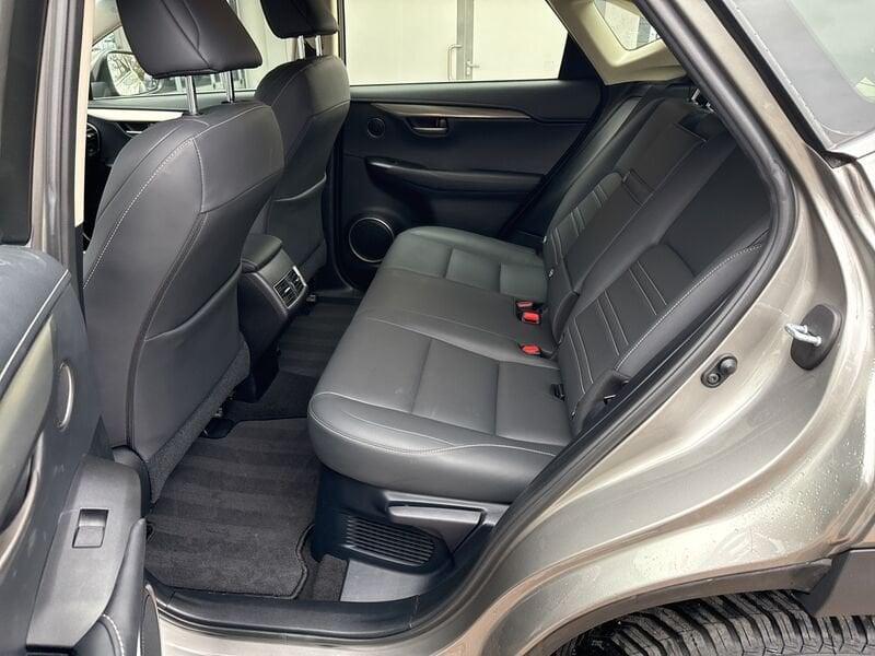 Lexus NX NX 300 Hybrid 4WD Executive