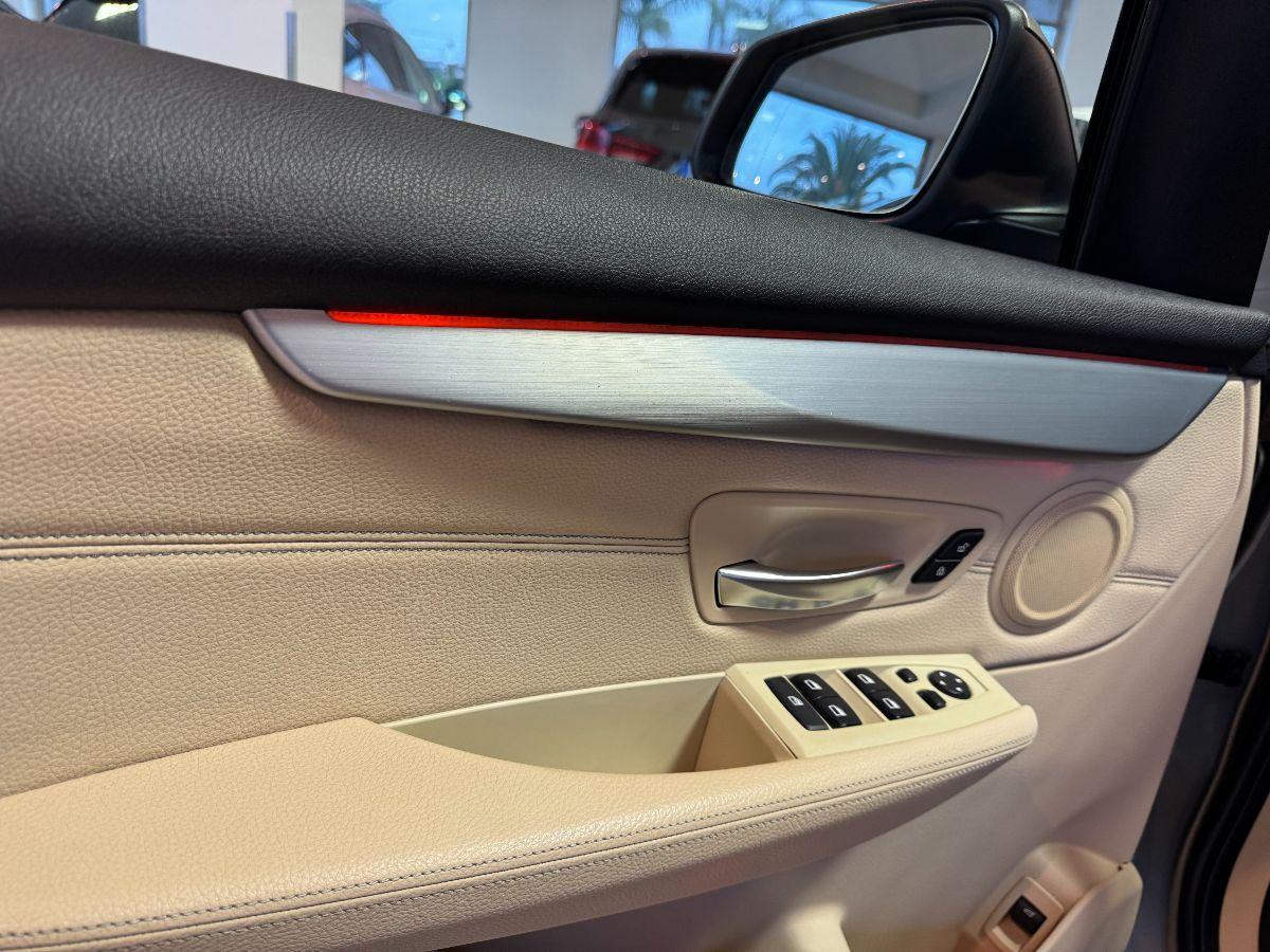 BMW Serie 2 218d Active Tourer Luxury Tetto Pelle