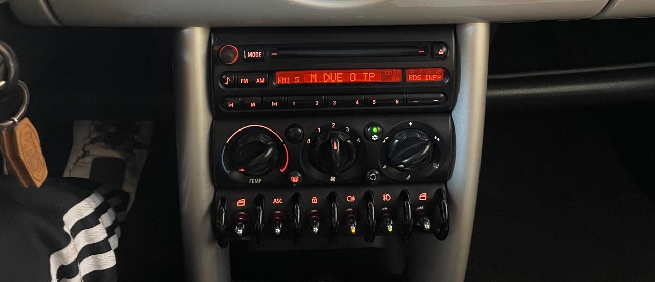 Mini ONE D 1.4 75 CV 134.000 KM! FULL TAGLIANDATA FRIZIONE TAGLIANDATA