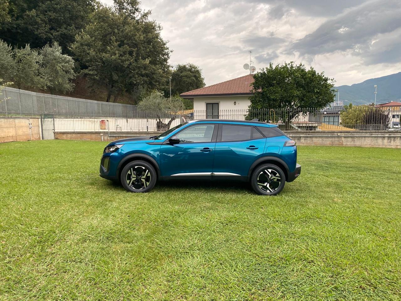 Peugeot 2008 PureTech 130 S&S EAT8 Allure