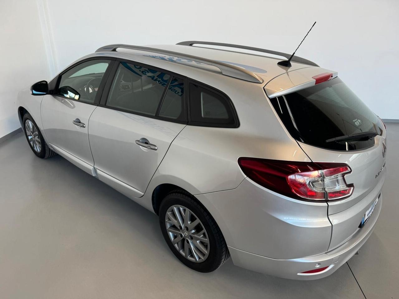 Renault Megane Mégane 1.5 dCi 110CV SporTour Station wagon N1 4 posti