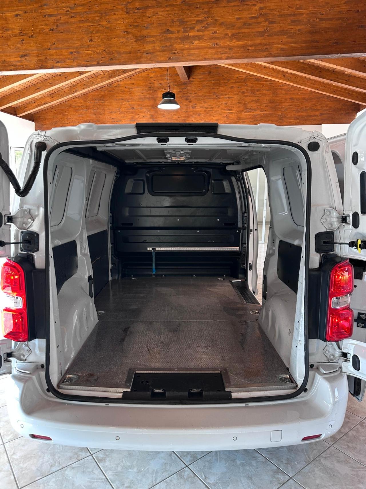 Fiat Scudo 1.5 BlueHDi 120 CV PL-TN Furgone Lounge 1033KG DI PORTATA