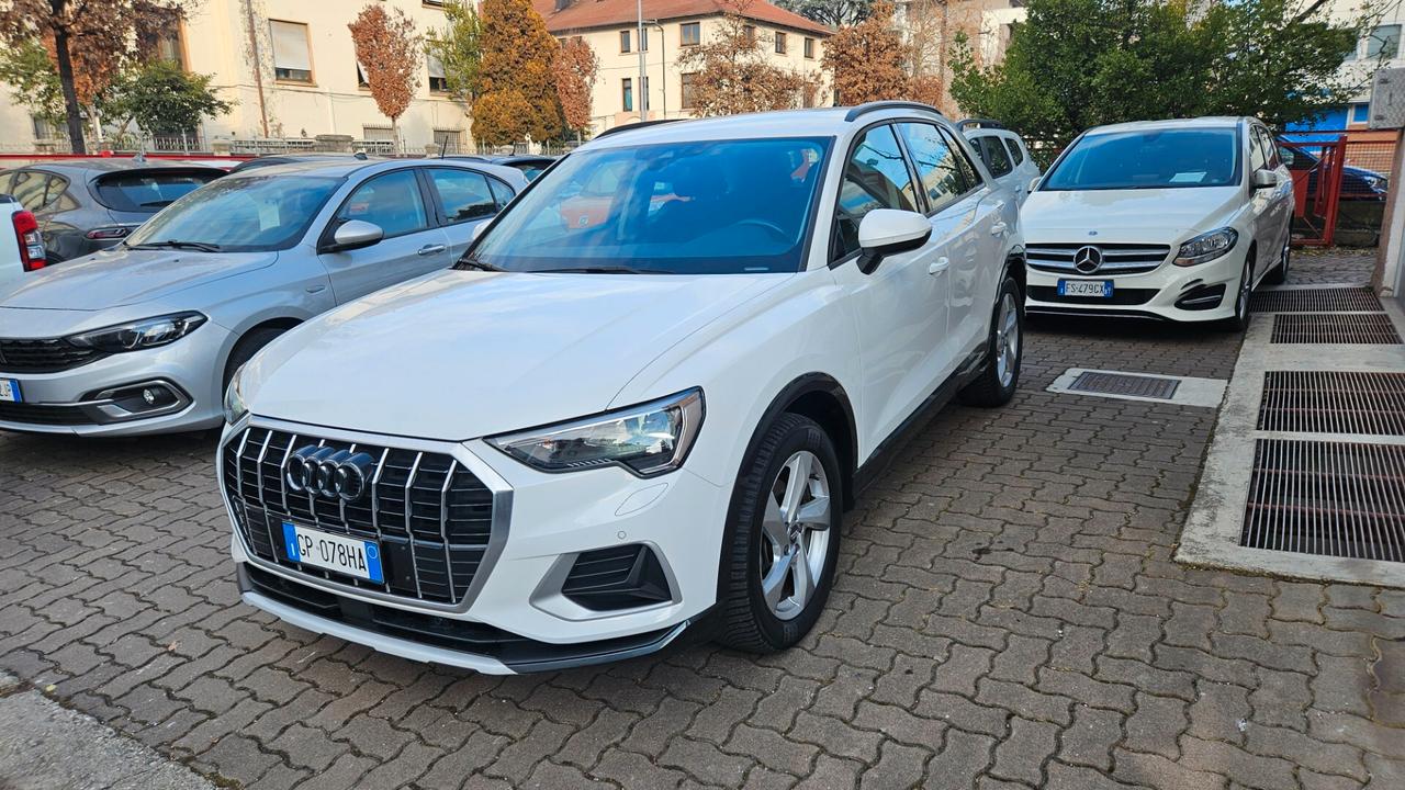 Audi Q3 35 1.5 tfsi mhev ADVANCED s-tronic SED-RISC-COCKPI
