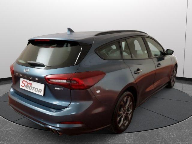 FORD Focus 1.0 EcoBoost Hybrid 125 CV 5p. ST-Line Design